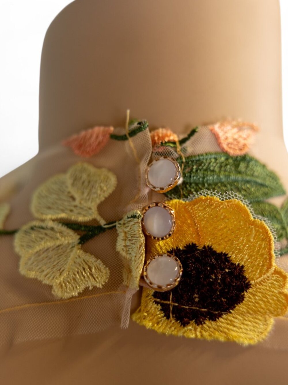 Floral Fantasy Mini Dress w/Open Back * Large - Picture 12 of 16